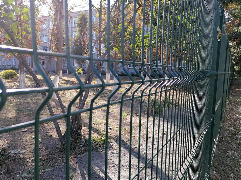 Ограждение горбольницы № 4
